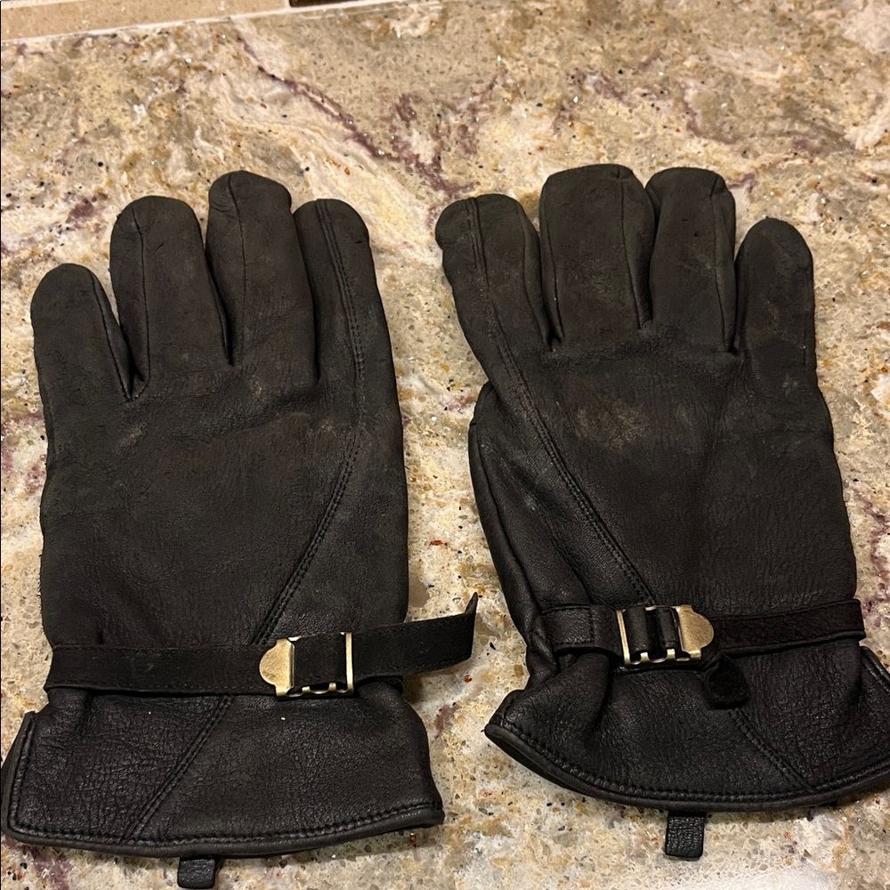 Thinsulate Insallation Men’s Leather Medium Glove